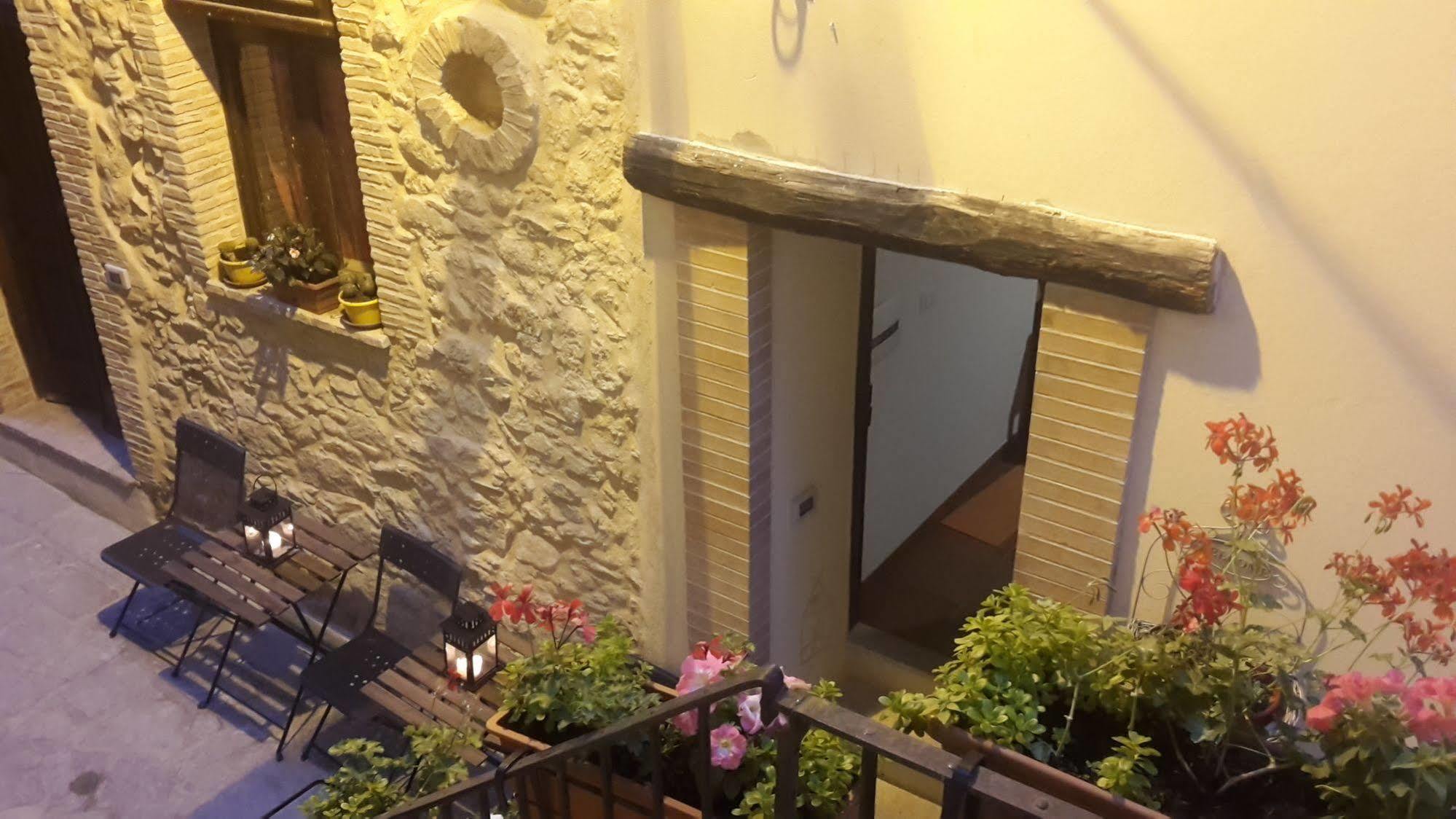 Perla Del Borgo Appartamenti Santa Caterina dello Ionio Exterior photo